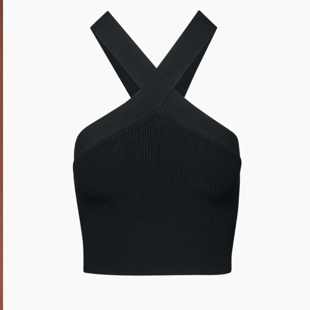 Aritzia Babaton
Sculpt Knit Criss Cross Cropped Tank